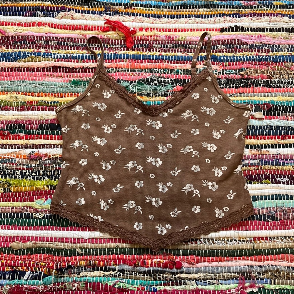 Hollister Brown hibiscus pattern tank top with lace trim